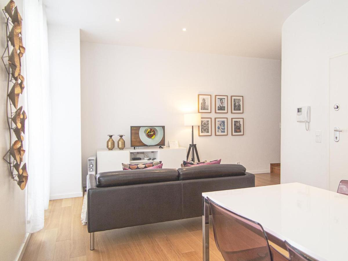 Baixa Chiado 2 Bedroom Duplex Apt With Ac Elevator Lisboa 外观 照片